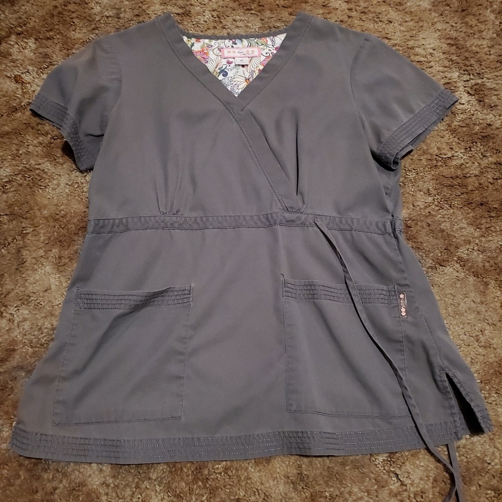 Koi "katelyn" scrub top